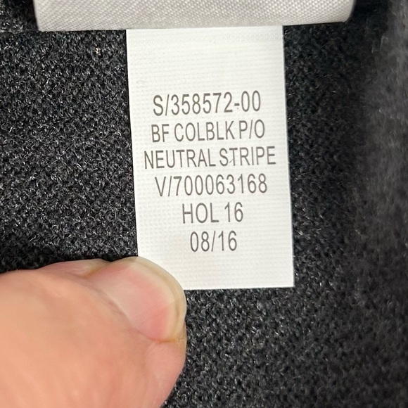 GAP Womens Crewneck Color Block Sweater Black, Gray, and Tan Stripes - Picture 5 of 8